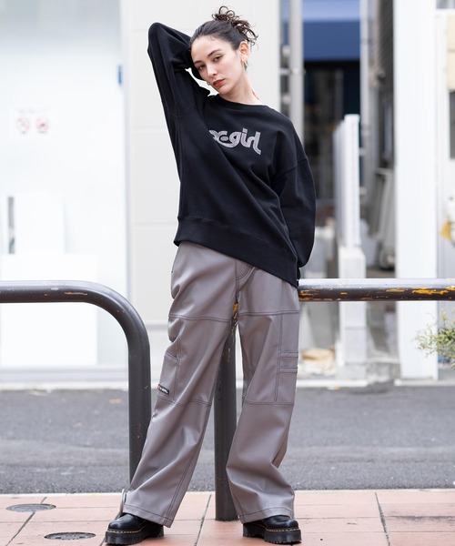 X-girl（エックスガール）の「RHINESTONE LOGO CREW SWEAT TOP（スウェット・レディース・ブラック/グリーン/パープル・S/M/XL/L）」の18枚目の写真