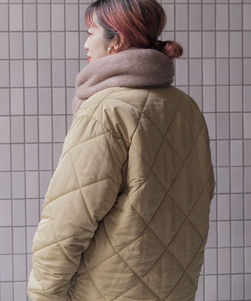 ITEMS URBANRESEARCH（アイテムズ アーバンリサーチ）の「ブークレムジストール（ストール/ショール・レディース・グリーン/ライトブラウン/チャコールグレー/アイボリー/オレンジ・ONE）」の13枚目の写真