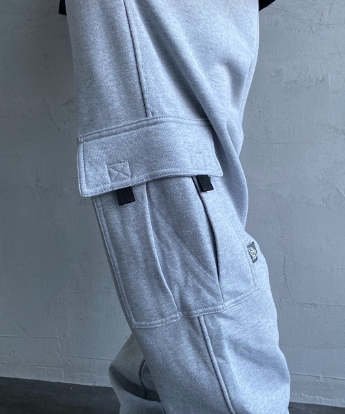 JEANS FACTORY （ジーンズファクトリー）の「[PRO5/プロファイブ] ヘビーフリース スウェットカーゴパンツ（スウェットパンツ・メンズ・ブラック/グレー・S/M）」の11枚目の写真
