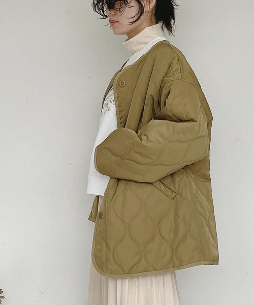AS KNOW AS plus（アズノゥアズプラス）の「◇ノーカラー 波 キルティングジャケット（ノーカラージャケット・レディース・ライトカーキ/アイボリー/ブラック/ダークカーキ・FREE）」の12枚目の写真