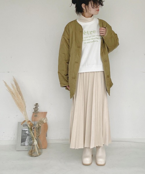 AS KNOW AS plus（アズノゥアズプラス）の「◇ノーカラー 波 キルティングジャケット（ノーカラージャケット・レディース・ライトカーキ/アイボリー/ブラック/ダークカーキ・FREE）」の14枚目の写真