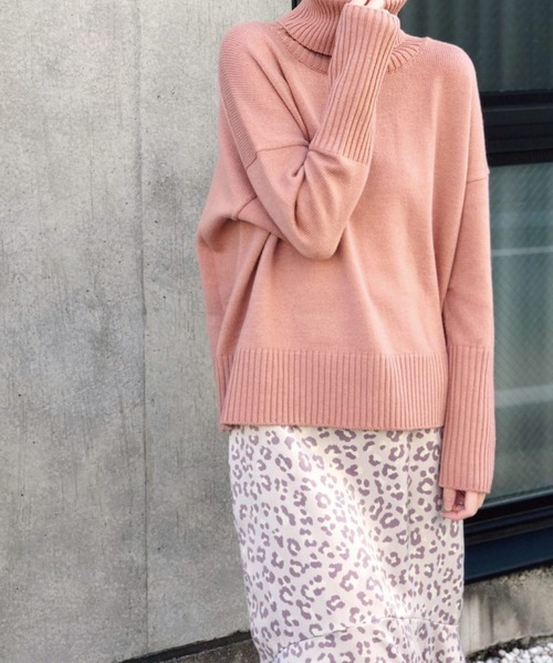 Banner Barrett（バナーバレット）の「【セットアップ対応】タートルネックニットトップス（ニット/セーター・レディース・オフホワイト/オリーブ/ライトピンク/ブラック/ベージュ/サックスブルー・38）」の6枚目の写真