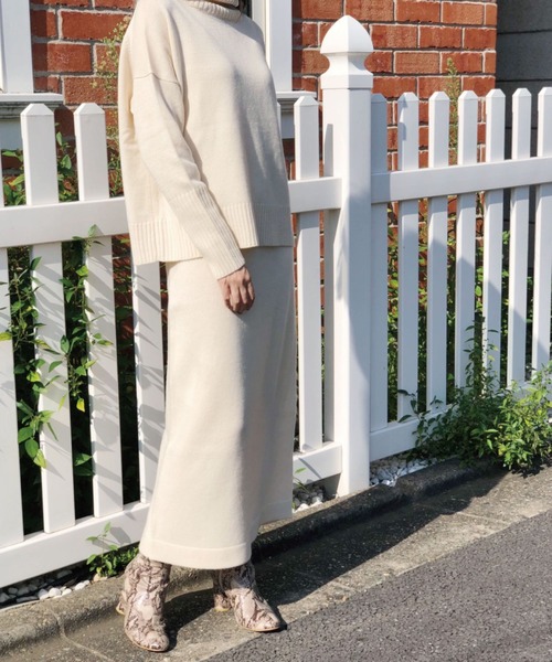 Banner Barrett（バナーバレット）の「【セットアップ対応】タートルネックニットトップス（ニット/セーター・レディース・オフホワイト/オリーブ/ライトピンク/ブラック/ベージュ/サックスブルー・38）」の7枚目の写真