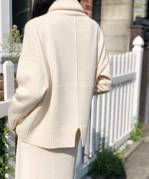 Banner Barrett（バナーバレット）の「【セットアップ対応】タートルネックニットトップス（ニット/セーター・レディース・オフホワイト/オリーブ/ライトピンク/ブラック/ベージュ/サックスブルー・38）」の10枚目の写真