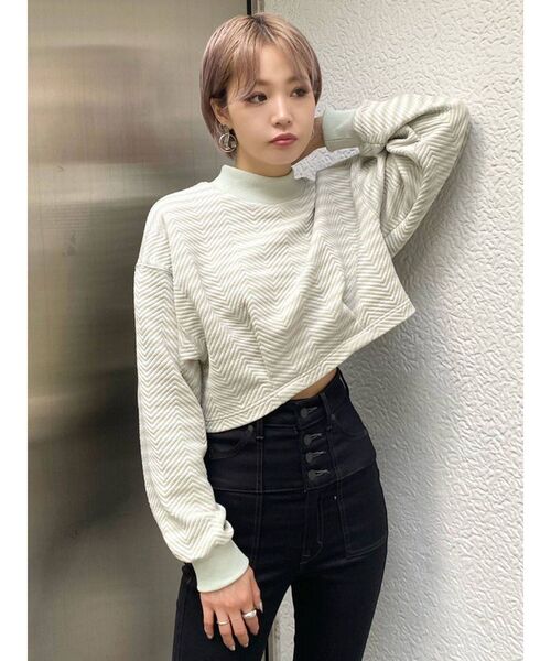 EMODA（エモダ）の「ウェーブタックショートプルオーバー（Tシャツ/カットソー・レディース・ホワイト/ブラック/その他・FREE）」の7枚目の写真