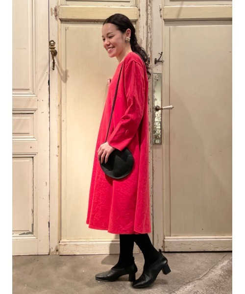 BEARDSLEY（ビアズリー）の「製品染めで発色の綺麗なシャツコールオーバーダイテントワンピース（ワンピース・レディース・レッド/キャメル・1/0）」の5枚目の写真