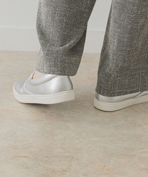 RODE SKO（ロデスコ）の「やわインソール付スリッポン（スニーカー・レディース・シルバー/ブラック・38/36/37）」の18枚目の写真