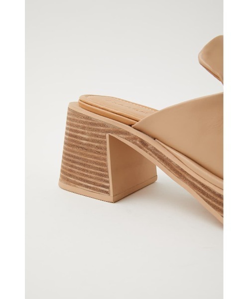 MOUSSY（マウジー）の「MOC TOE ミュール（パンプス・レディース・ベージュ/ブラック・SMALL/LARGE/MEDIUM）」の17枚目の写真