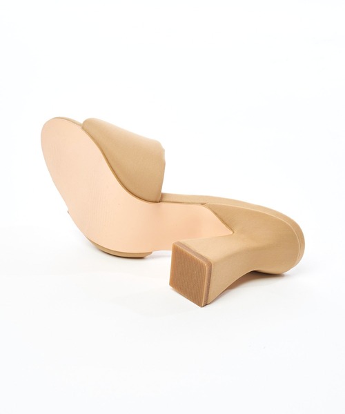 SPIRALGIRL（スパイラルガール）の「fluffyサンダル（サンダル・レディース・ブラック/ベージュ/ネイビー・MEDIUM/LARGE）」の18枚目の写真