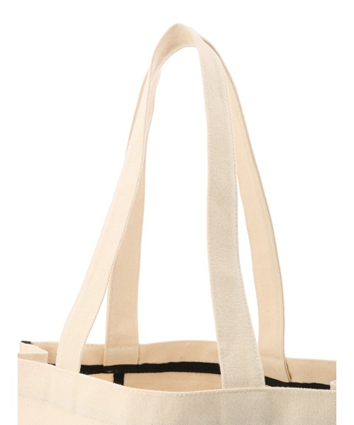 Maison de FLEUR（メゾンドフルール）の「ブランドロゴ刺繍スクエアトートバッグ（トートバッグ・レディース・ラベンダー/ブラック/ブルー系その他5・FREE）」の21枚目の写真