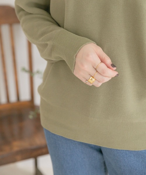 ITEMS URBANRESEARCH(アイテムズ アーバンリサーチ)の「ホールガーメントVネックニット(ニット/セーター・レディース・ライトカーキ/アイボリー/ブルー・FREE)」の9枚目の写真