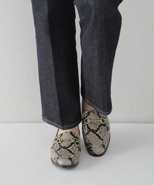 Simplicite（サンプリシテ）の「ビットローファー（ローファー・レディース・ブラック/チャコールグレー/ホワイト・SMALL/MEDIUM/LARGE）」の7枚目の写真