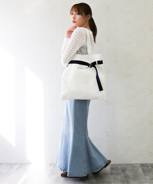 FEMIND TOKYO（フェマイントウキョウ）の「FEMIND TOKYO/フェマイントウキョウ　ベルト付2WAYトートバッグ（トートバッグ・レディース・アイボリー・FREE）」の17枚目の写真