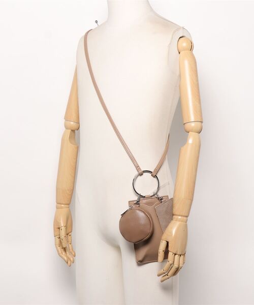 ehka sopo（エヘカソポ）の「マルチケースリングストラップ（その他小物・レディース・ブラック/ベージュ/オフホワイト・ﾌﾘ-）」の7枚目の写真