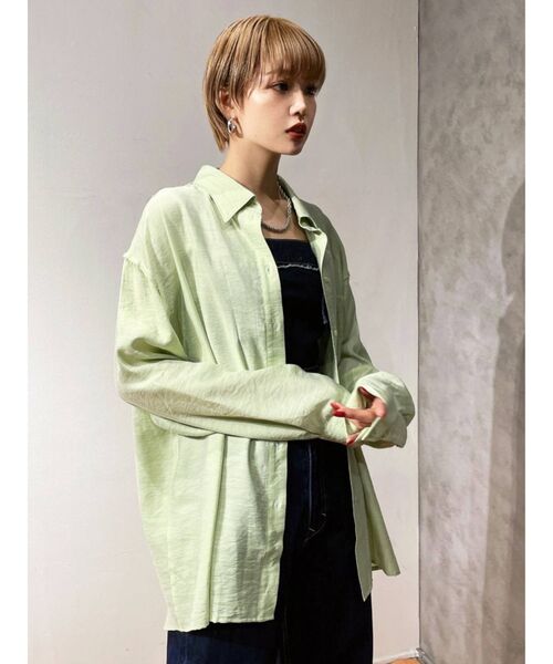 EMODA（エモダ）の「アウトラインルーズシャツ（シャツ/ブラウス・レディース・ブラック/グレー/ライム/アイボリー・FREE）」の5枚目の写真