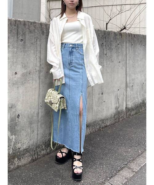 EMODA（エモダ）の「アウトラインルーズシャツ（シャツ/ブラウス・レディース・ブラック/グレー/ライム/アイボリー・FREE）」の15枚目の写真