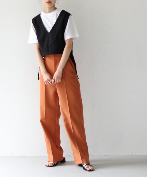 HER CLOSET（ハークローゼット）の「【shemoshelly】リネンサイドベルトスリットVネックベスト（ベスト・レディース・ベージュ/ブラック/ブルー・M）」の19枚目の写真