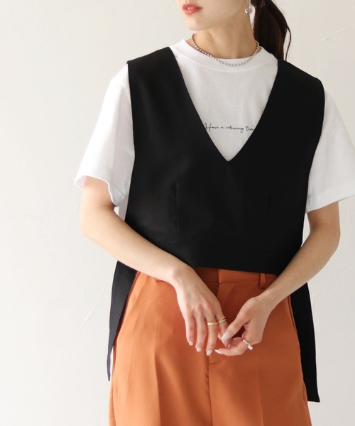 HER CLOSET（ハークローゼット）の「【shemoshelly】リネンサイドベルトスリットVネックベスト（ベスト・レディース・ベージュ/ブラック/ブルー・M）」の18枚目の写真