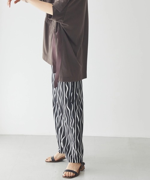 AMERICAN HOLIC(アメリカンホリック)の「ストライプ柄サテンパンツ(その他パンツ・レディース・ブラック・M/L)」の19枚目の写真