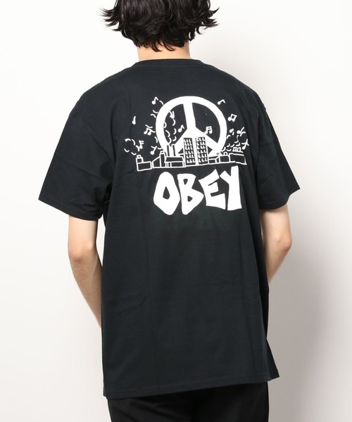 OBEY（オベイ）の「OBEY/オベイ ビッグシルエット バックプリントTシャツ 165262960（Tシャツ/カットソー・メンズ・ホワイト/ブラック・XL/L/M）」の2枚目の写真
