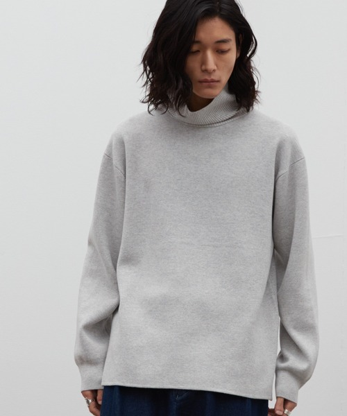 WYM LIDNM(ウィム バイ リドム)の「タートルネックニット(ニット/セーター・メンズ・ライトグレー・L)」の1枚目の写真