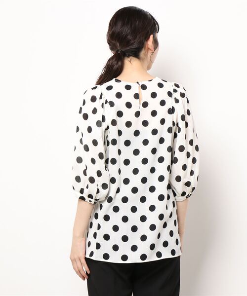 DIARIUM（ディアリウム）の「リネンライクビッグドットブラウス（シャツ/ブラウス・レディース・ブラック/オフホワイト・M）」の4枚目の写真