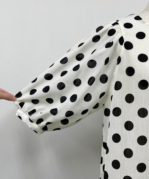 DIARIUM（ディアリウム）の「リネンライクビッグドットブラウス（シャツ/ブラウス・レディース・ブラック/オフホワイト・M）」の19枚目の写真