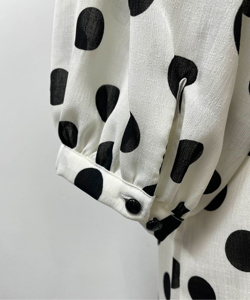 DIARIUM（ディアリウム）の「リネンライクビッグドットブラウス（シャツ/ブラウス・レディース・ブラック/オフホワイト・M）」の21枚目の写真