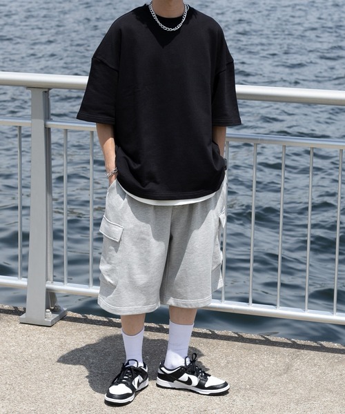 kutir（クティール）の「ルーズシルエットヘビーウェイトTシャツ（セットアップで着用可）（Tシャツ/カットソー・メンズ・ライトグレー/ブラック/グリーン・MEDIUM/LARGE）」の2枚目の写真