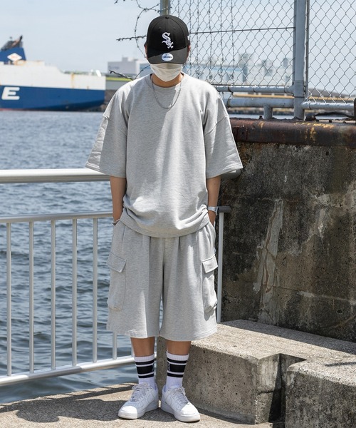 kutir（クティール）の「ルーズシルエットヘビーウェイトTシャツ（セットアップで着用可）（Tシャツ/カットソー・メンズ・ライトグレー/ブラック/グリーン・MEDIUM/LARGE）」の11枚目の写真