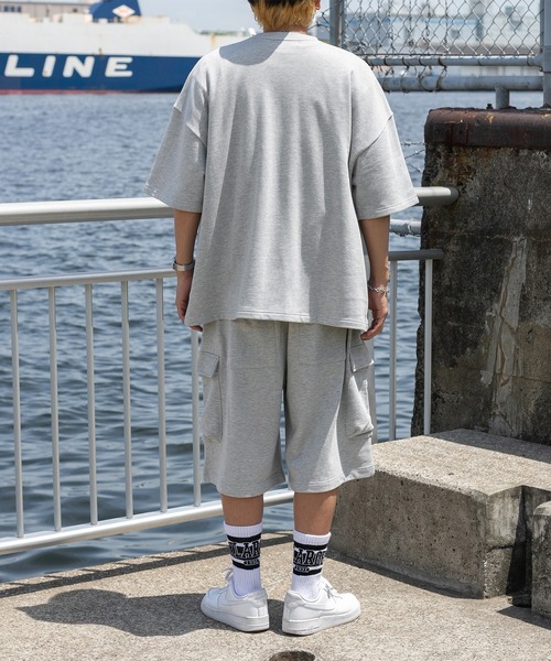 kutir（クティール）の「ルーズシルエットヘビーウェイトTシャツ（セットアップで着用可）（Tシャツ/カットソー・メンズ・ライトグレー/ブラック/グリーン・MEDIUM/LARGE）」の13枚目の写真