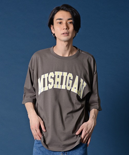 SILVER BULLET（シルバーバレット）の「『CavariA/キャバリア』シルケットポンチクルーネック半袖ドロップショルダービッグTシャツ（Tシャツ/カットソー・メンズ・ブルー/グレイッシュベージュ/ブラック/ホワイト・M/L）」の3枚目の写真