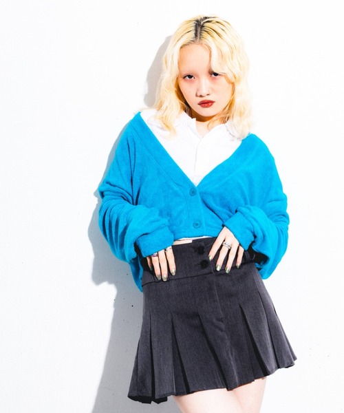 FEKETE(フェケテ)の「CROPPED TERRY CARDIGAN / クロップパイルカーディガン(カーディガン/ボレロ・レディース・ブラック/ベージュ/ピンク/ブルー・FREE)」の3枚目の写真