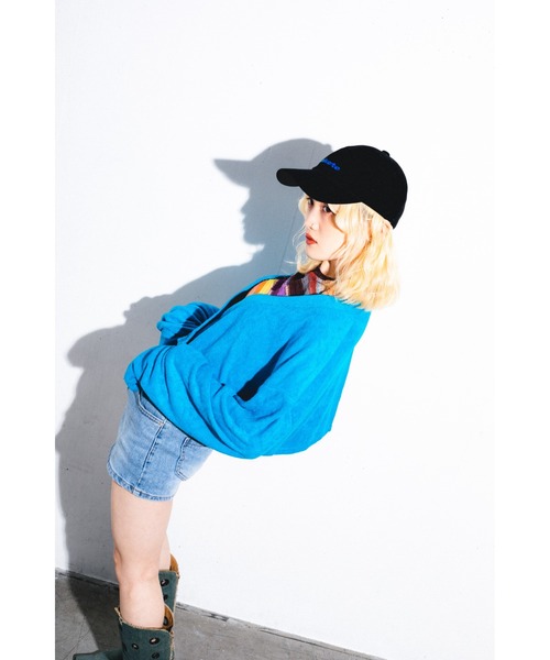 FEKETE(フェケテ)の「CROPPED TERRY CARDIGAN / クロップパイルカーディガン(カーディガン/ボレロ・レディース・ブラック/ベージュ/ピンク/ブルー・FREE)」の10枚目の写真