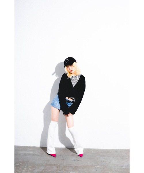 FEKETE(フェケテ)の「CROPPED TERRY CARDIGAN / クロップパイルカーディガン(カーディガン/ボレロ・レディース・ブラック/ベージュ/ピンク/ブルー・FREE)」の16枚目の写真