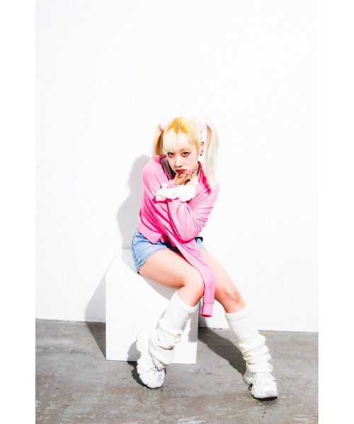 FEKETE(フェケテ)の「CROPPED TERRY CARDIGAN / クロップパイルカーディガン(カーディガン/ボレロ・レディース・ブラック/ベージュ/ピンク/ブルー・FREE)」の21枚目の写真