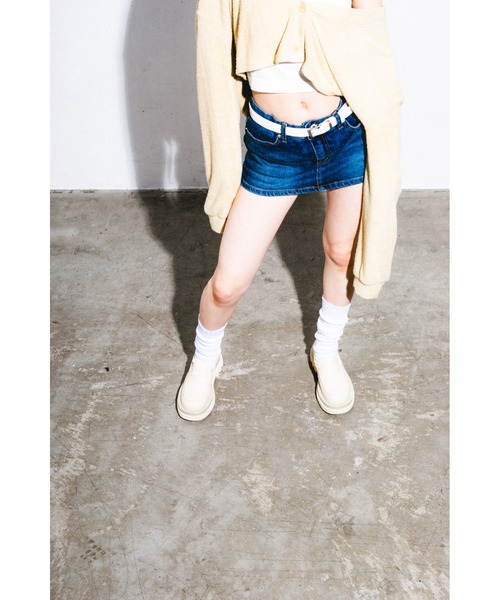 FEKETE(フェケテ)の「CROPPED TERRY CARDIGAN / クロップパイルカーディガン(カーディガン/ボレロ・レディース・ブラック/ベージュ/ピンク/ブルー・FREE)」の8枚目の写真