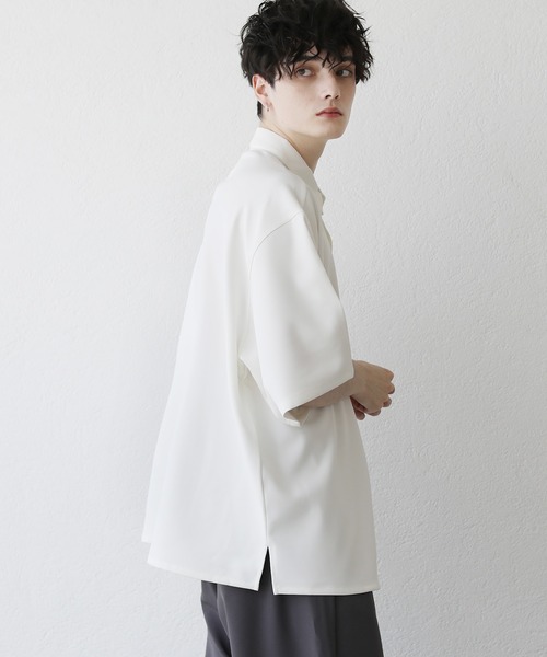 LILL（リル）の「ルーズベーシック半袖比翼シャツ（シャツ/ブラウス・メンズ・ホワイト/ブラック/ベージュ/ライトベージュ・S/M/L/XL）」の6枚目の写真