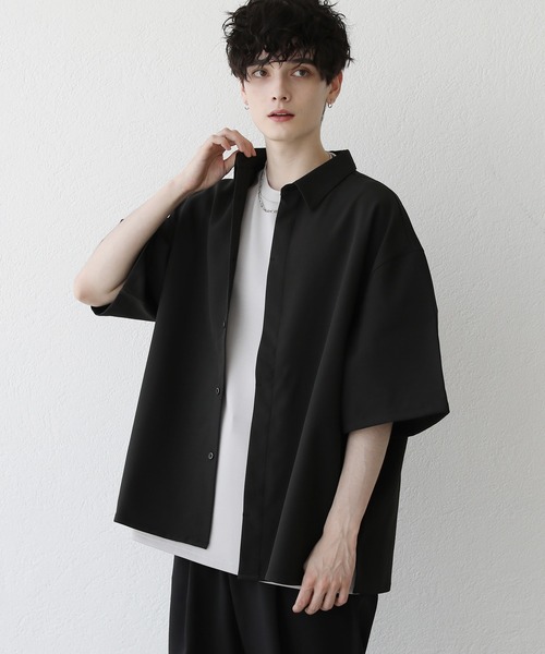 LILL（リル）の「ルーズベーシック半袖比翼シャツ（シャツ/ブラウス・メンズ・ホワイト/ブラック/ベージュ/ライトベージュ・S/M/L/XL）」の10枚目の写真