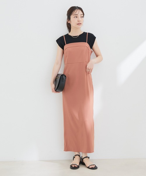 VIS(ビス)の「Iラインスリットキャミワンピース(ワンピース・レディース・ブラック/ベージュ/ピンク・S/M)」の4枚目の写真