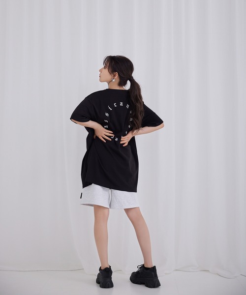 ANDGEEBEE（アンジービー）の「UNISEX サークルエンブロイダリーTシャツ（Tシャツ/カットソー・レディース・ブラック/グレー・MEDIUM）」の13枚目の写真