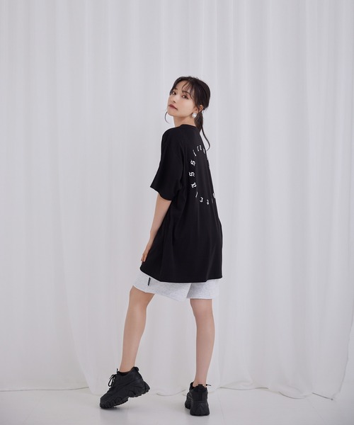 ANDGEEBEE（アンジービー）の「UNISEX サークルエンブロイダリーTシャツ（Tシャツ/カットソー・レディース・ブラック/グレー・MEDIUM）」の4枚目の写真