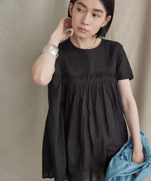フロントピンタックブラウス