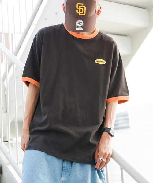 VENCEEXCHANGE(ヴァンスエクスチェンジ)の「ワンポイントリンガーTシャツ(Tシャツ/カットソー・メンズ・ホワイト/チャコールグレー/ベージュ/ブルー・フリー)」の11枚目の写真