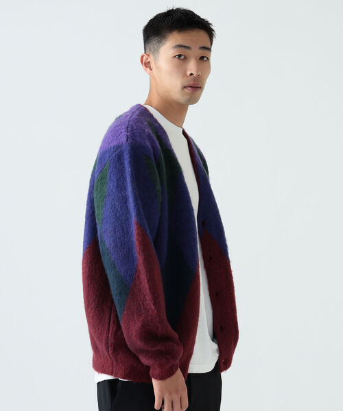 BEAMS(ビームス)の「BEAMS / アーガイル シャギー カーディガン(カーディガン/ボレロ・メンズ・オリーブ/バーガンディー・S/M/L/XL)」の9枚目の写真