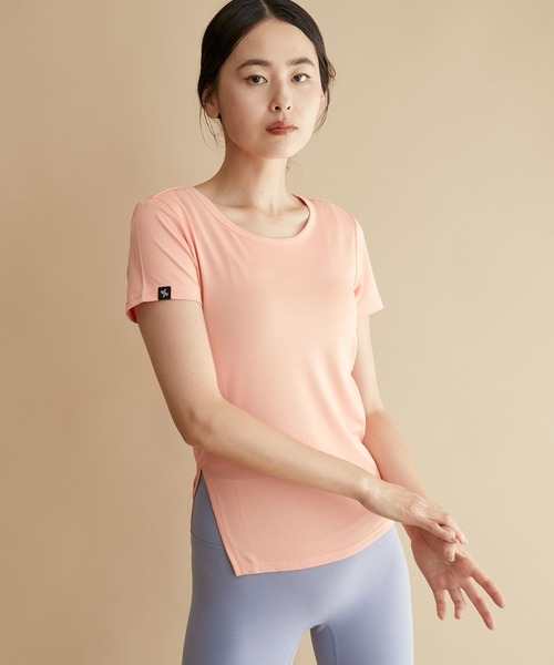 XEXYMIX(ゼクシィミックス)の「【XEXYMIX】吸水速乾&UV サイドシャーリング バックスリット 半袖Tシャツ(Tシャツ/カットソー・レディース・ブラック/オフホワイト/オレンジ系その他4・S/M)」の10枚目の写真
