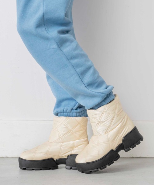 Casselini（キャセリーニ）の「Casselini(キャセリーニ)キルティングブーツ（ブーツ・レディース・ブラック/カーキ/ブルー/アイボリー・M/L）」の10枚目の写真