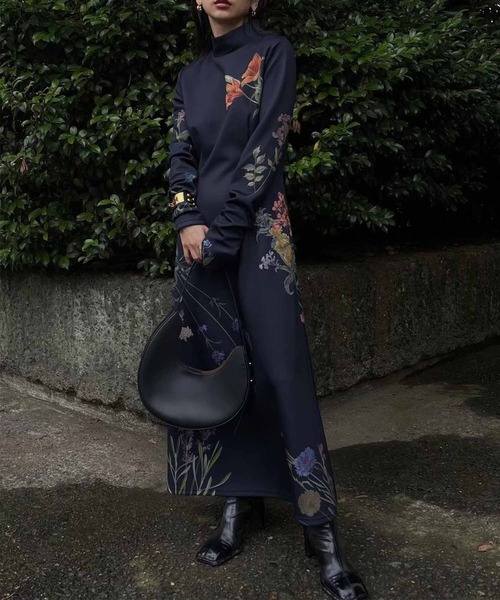 Ameri（アメリ）の「UND ANNABELLE LONG DRESS（ワンピース・レディース・ネイビー/ボルドー・MEDIUM/SMALL）」の5枚目の写真