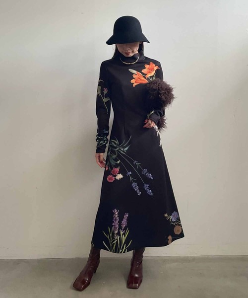 Ameri（アメリ）の「UND ANNABELLE LONG DRESS（ワンピース・レディース・ネイビー/ボルドー・MEDIUM/SMALL）」の10枚目の写真