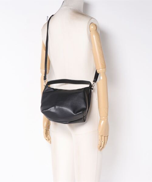 ehka sopo(エヘカソポ)の「ワンハンドルショルダーバッグ(ショルダーバッグ・レディース・ブラック/オフホワイト/グリーン・フリ-)」の21枚目の写真